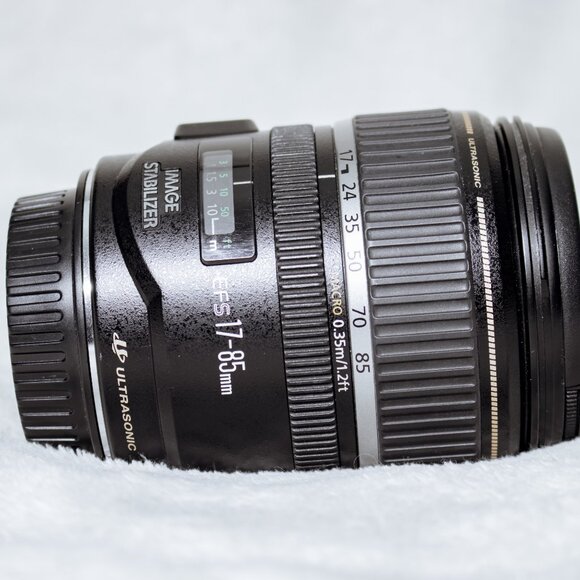 Canon Ultrasonic EF-S 17-85mm f/4-5.6 IS USM Lens - Picture 3 of 3